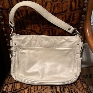 Coach Zoe White Leather Hobo Shoulder Bag / Purse